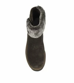 Budget 👏 Baretraps Wyoming Water Resistant Boot (BT28507) Moss Suede 👏 -Deals Boots Store 01f011ada0e820db7b61a823dd7145536997b0bc 29175.1673083591 scaled