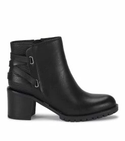 Best deal 😍 Baretraps Hensley Bootie (BT28473) Black 😍 -Deals Boots Store 87421b81d68fd0bebe1042f2e44c8c585053ac0e 25384.1673083251 scaled