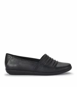 Best deal 🔥 Baretraps Piper Slip On (BT29376) Black 🌟 -Deals Boots Store 89eb6860205e9153475d612531d1ea3c0d2a1579 67377.1672996968 scaled